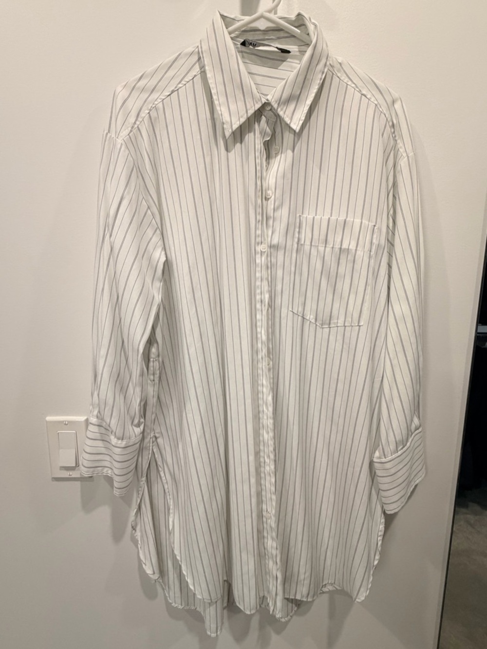 Zara White Tunic/dress with Thin Gray Pinstripes